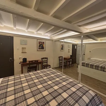 Suite Faenza, Duomo a 2 passi, WiFi e AC 3*