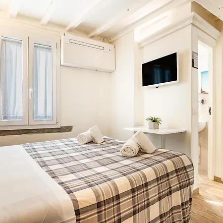 Faenza, Duomo A 2 Passi, Wifi E Ac Bed & Breakfast